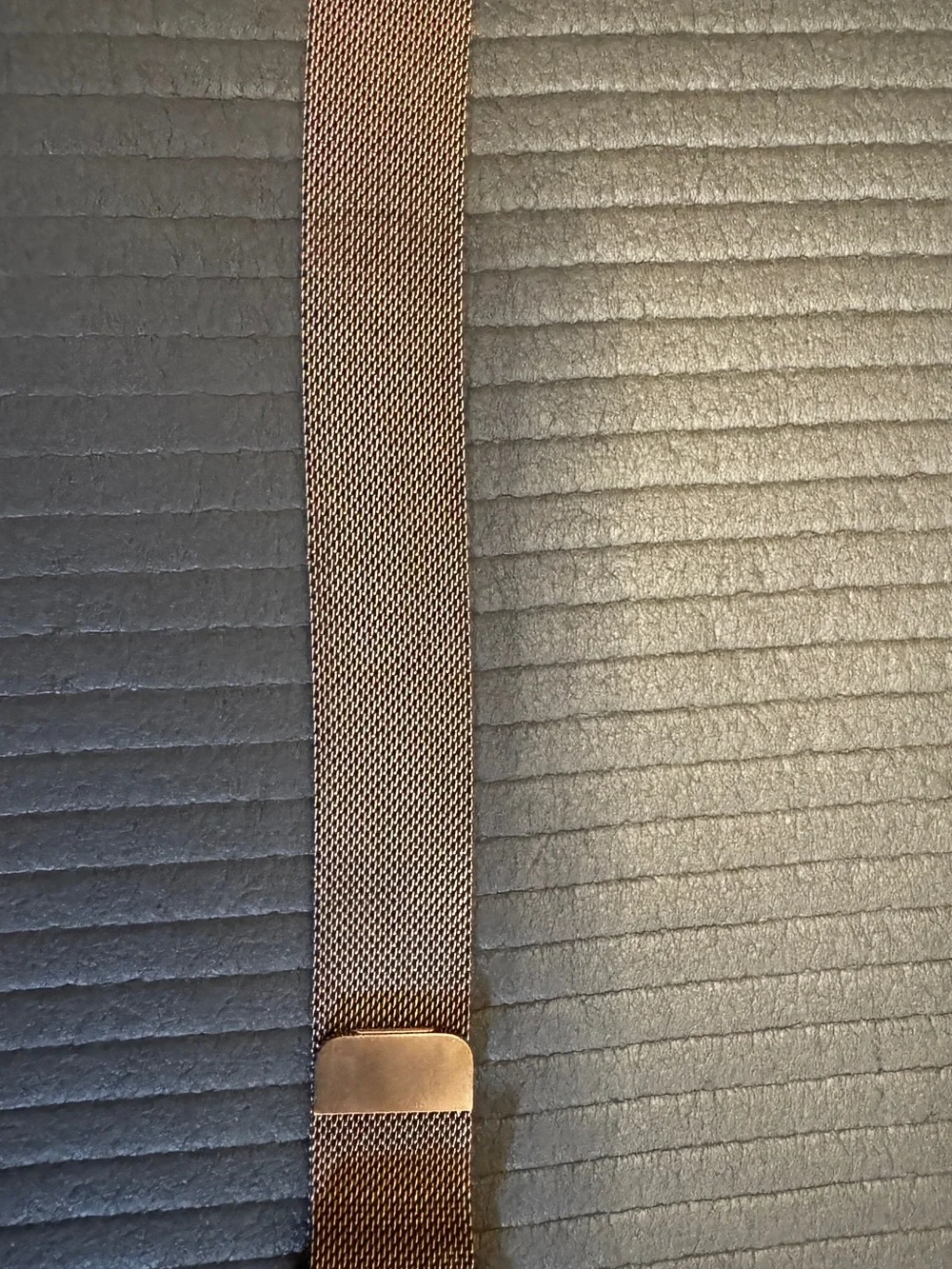 Apple rose gold